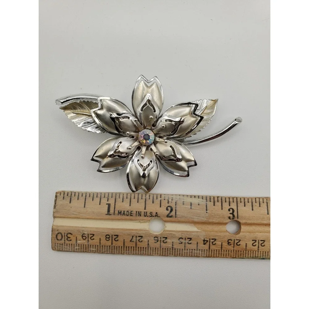 Vtg Silvertone Aurora Borealis Moveable Flower Brooch Pin